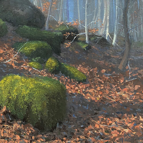 Langs het bospad is een landschap schilderij van een bos gemaakt door kunstenaar Marein Konijn